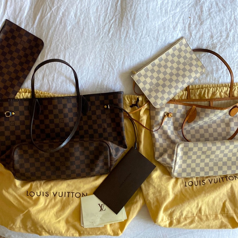 Pair of Louis Vuitton Never fulls. One white one brown.
